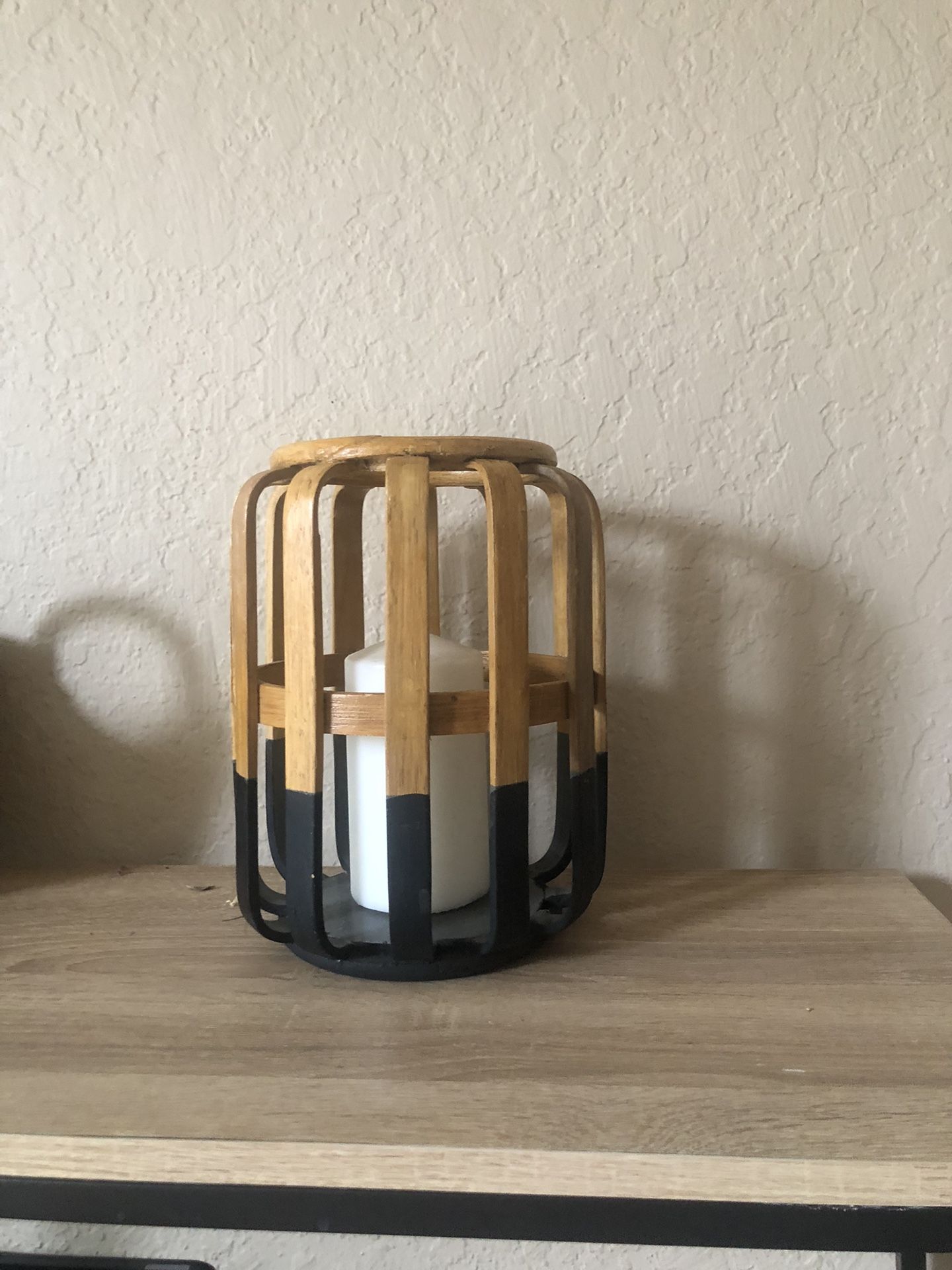 Pillar Candle Holder 