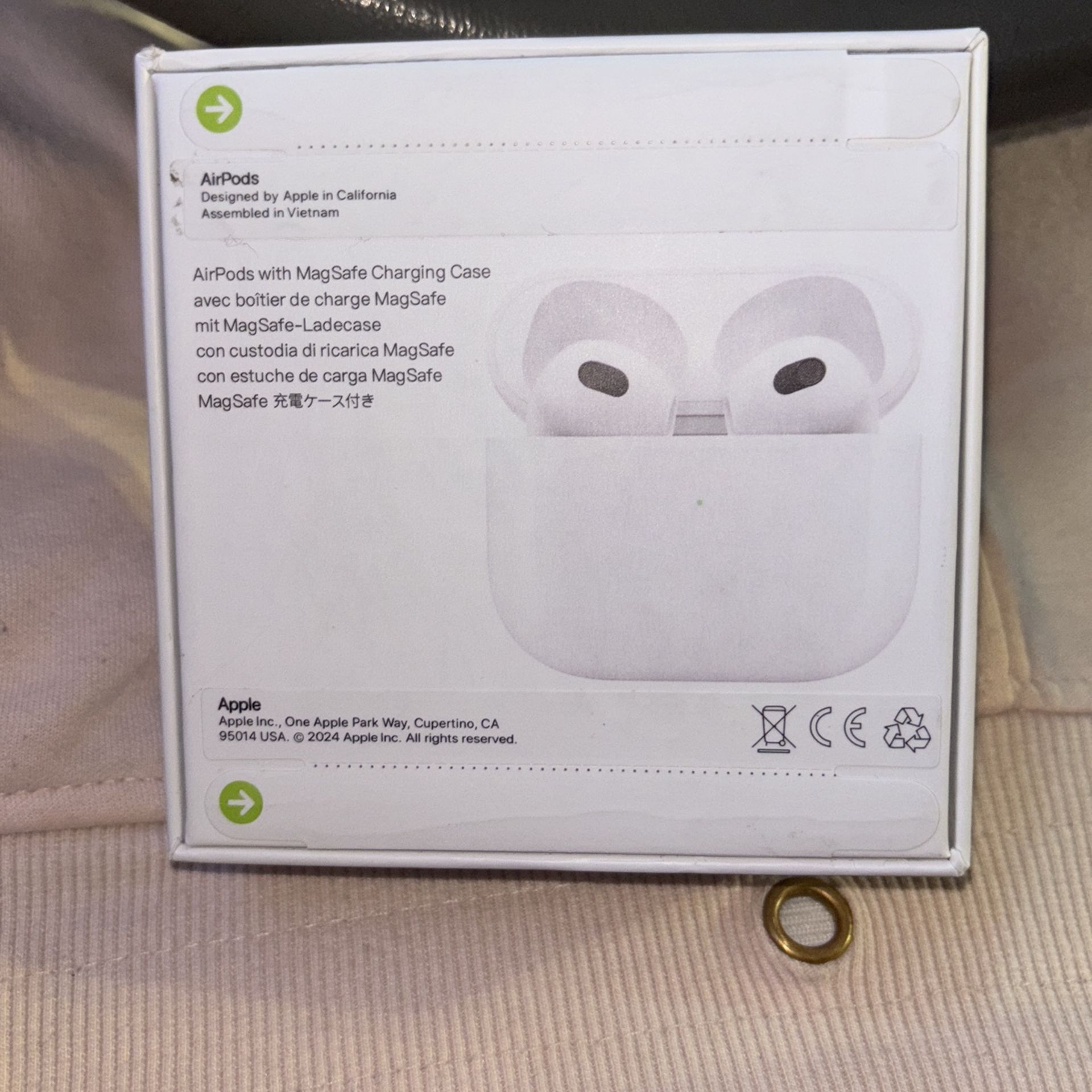 AirPods