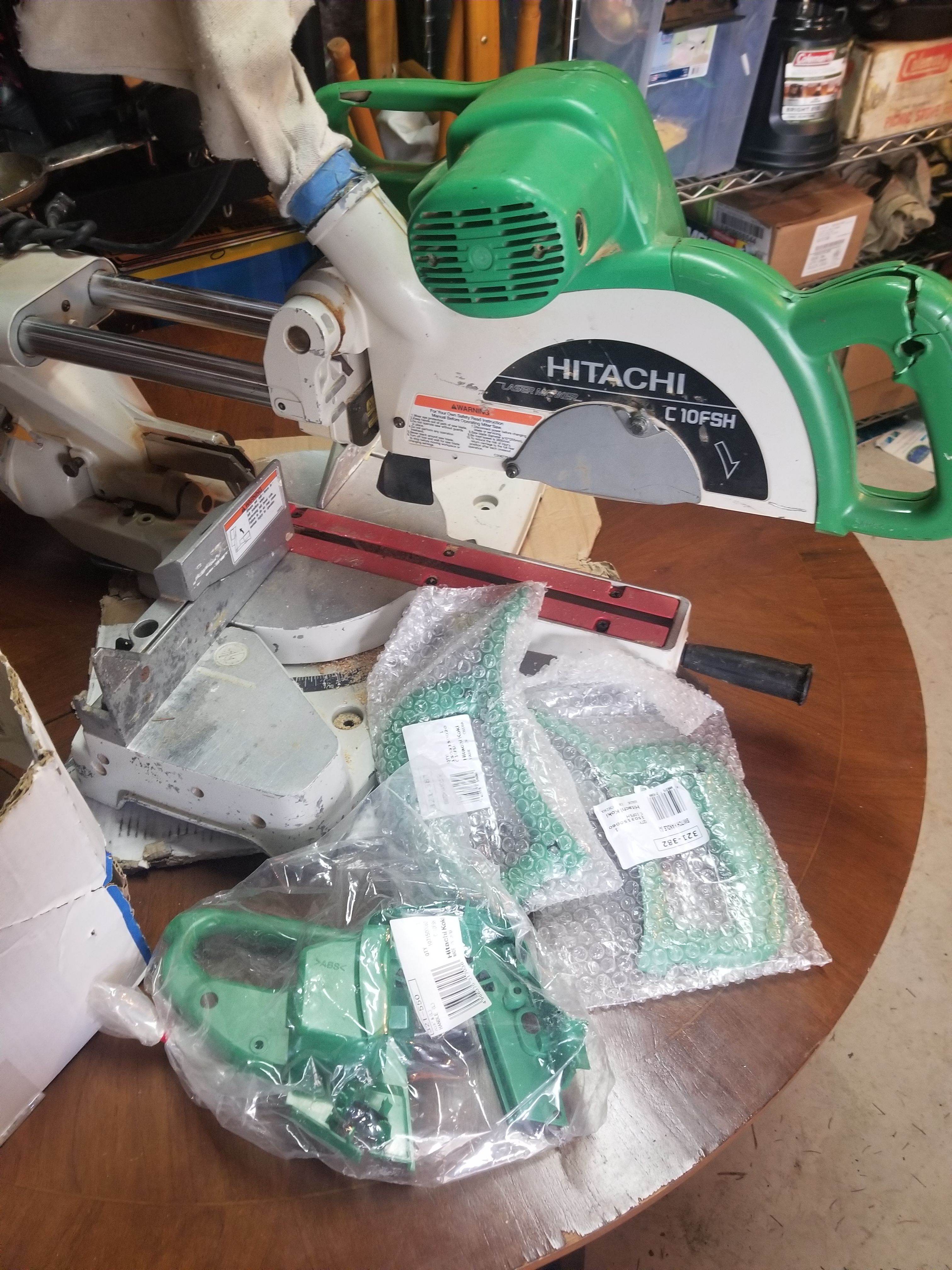Hitachi C10FSH 10Inch Sliding Compound Miter Saw for Sale in Renton