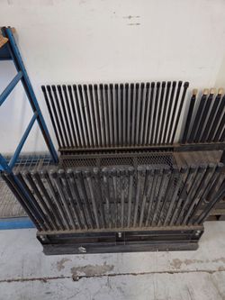 WINDSHIELD AUTO GLASS RACKS