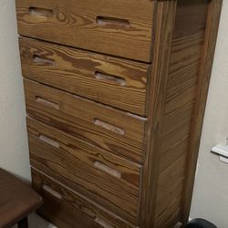 This End Up Solid Southern Yellow Pine Dressers & Twin Bed