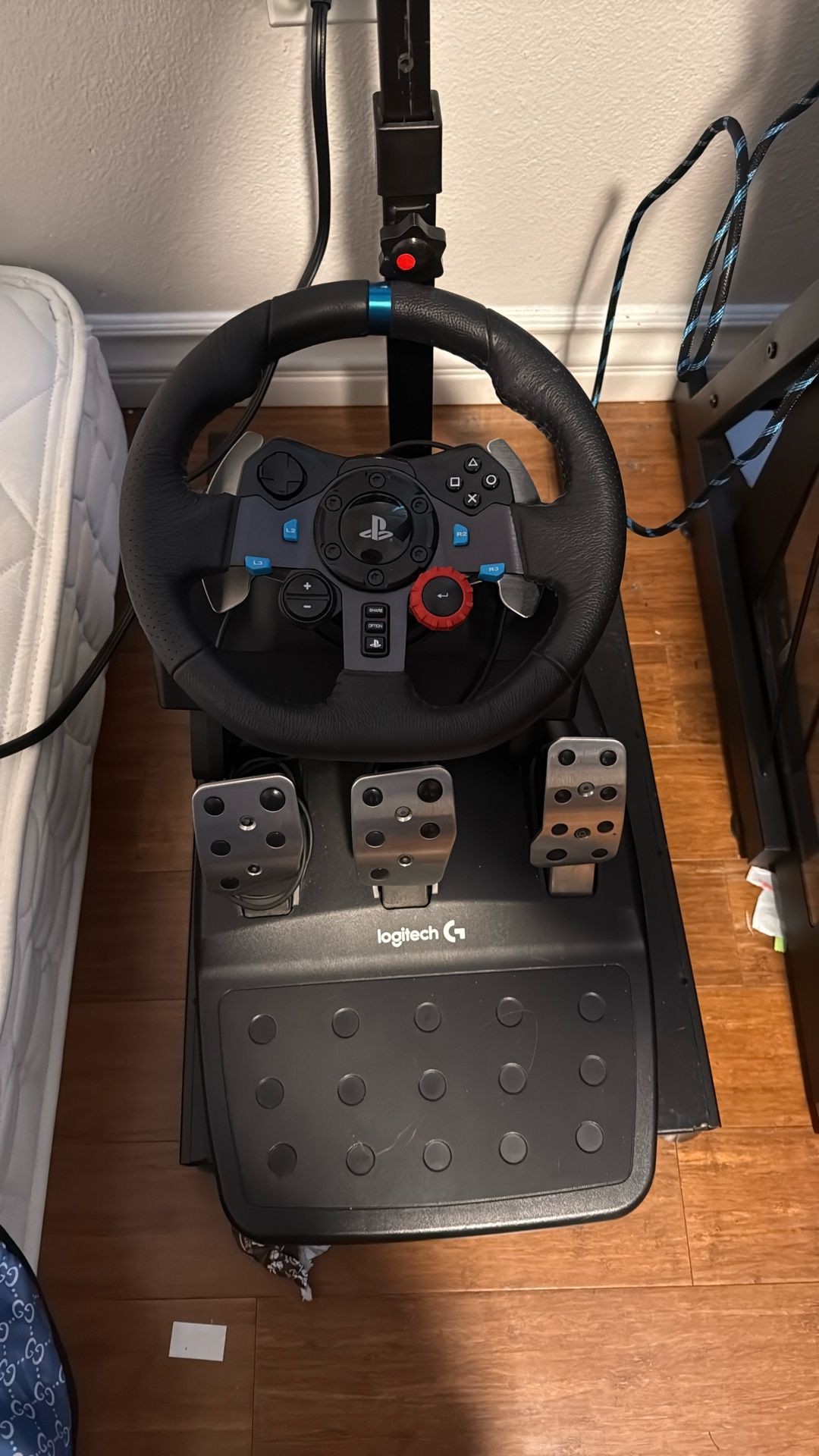 Logitech G29 Racing Wheel