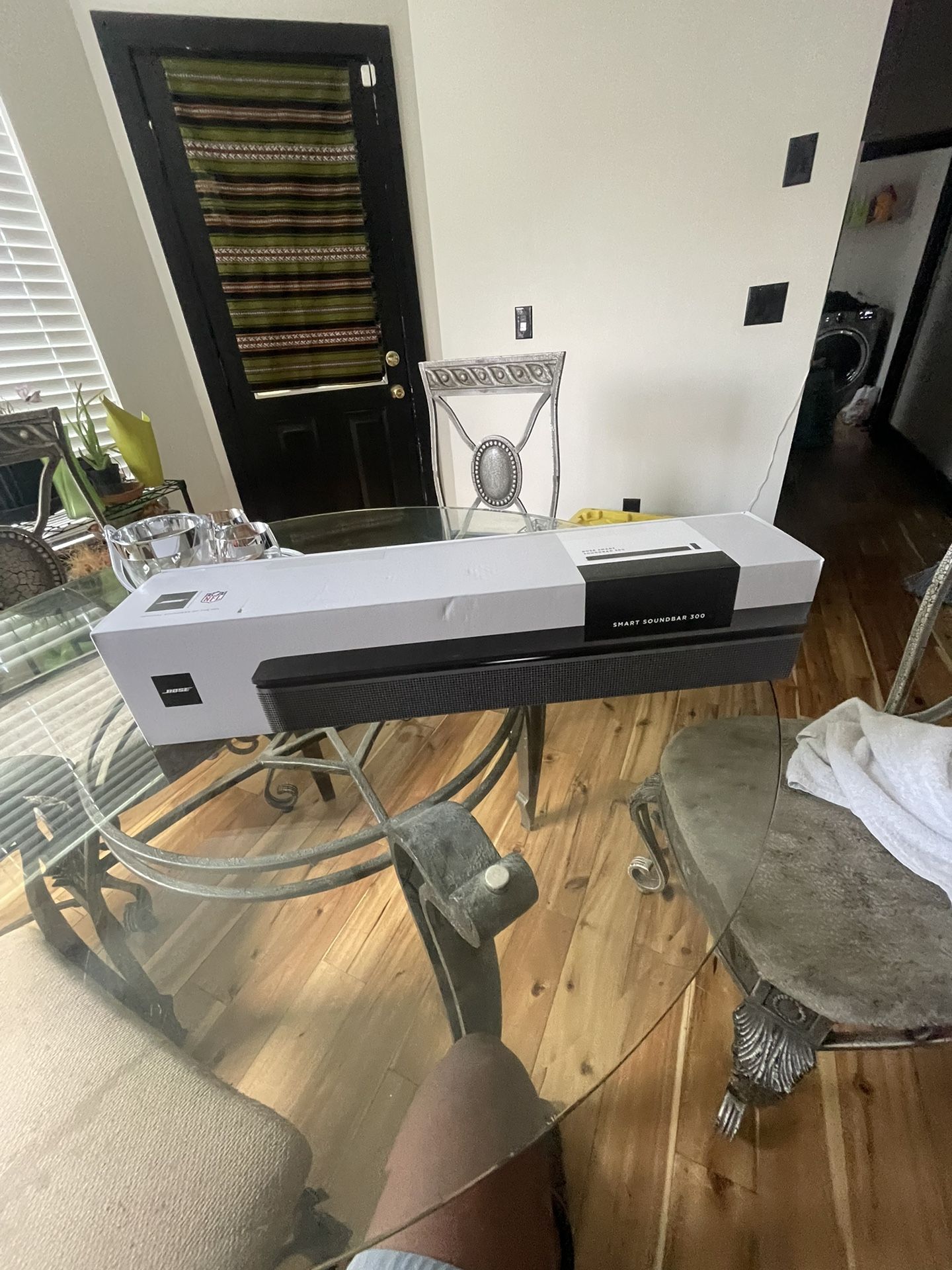 Bose Smart Soundbar 300 Brand New 