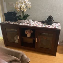 Home Theater Console 