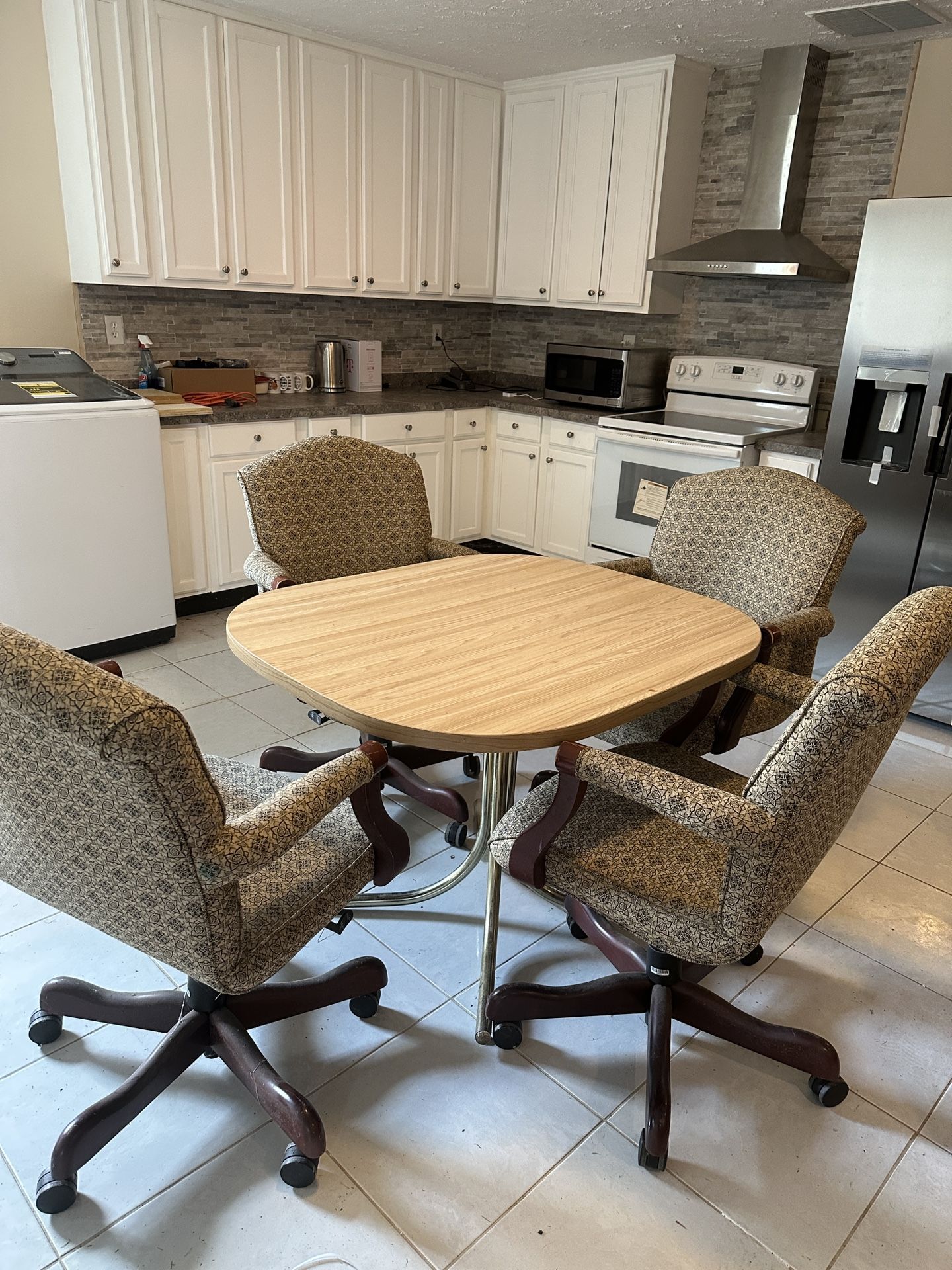 Nice office/kitchen chairs