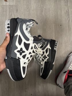 Lv Skates