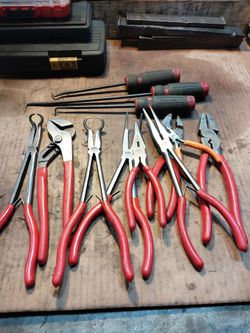 MAC Tools Pliers and Screwdriver Set