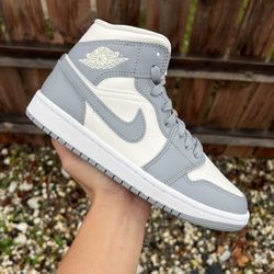 Jordan 1 Mid Stealth (Size 5.5, 6)