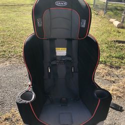 Graco Extend2Fit Car seat 