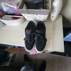 Vans shoes 101/2