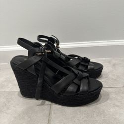 Black Wedges 