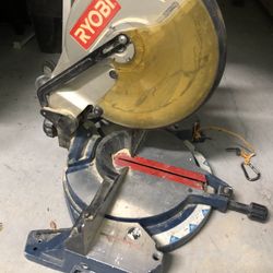 RYOBI  Miter Saw - 12in 