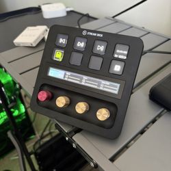 Elgato Streaming Setup Bundle - Stream Deck+, Wave:3 Mic w/ Arm & Pop Filter, Foot Pedal, Logitech StreamCam & Brio - Like New!