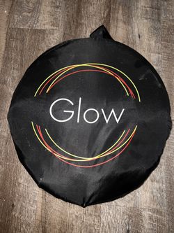 Photographer Reflector Glow 5-in-1 Collapsible Circular Reflector with Handles (42")