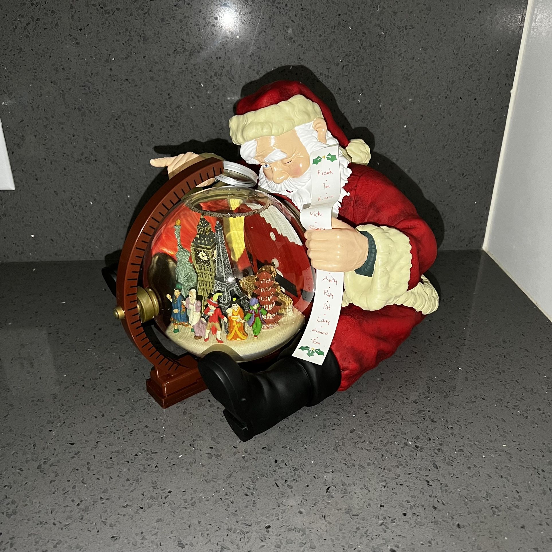 Mr. Christmas Santa Claus “Holiday Snowfall” Musical Snowglobe With Box