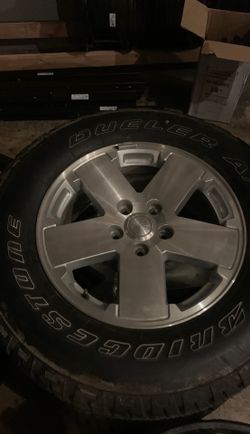 One Jeep wheel & tire 18 inch Sahara
