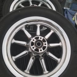 Harley Davidson Street glyed Rims ..
