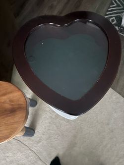 Heart-Shaped Vanity stand