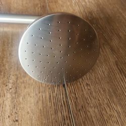 Danze Shower Head With Shower Arm