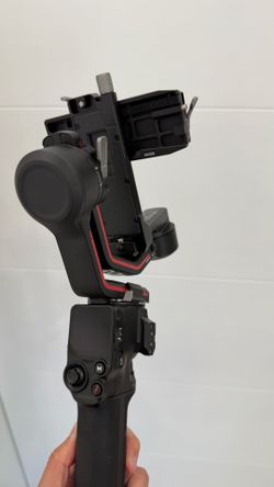 DJI RS 3 Gimbal Stabilizer