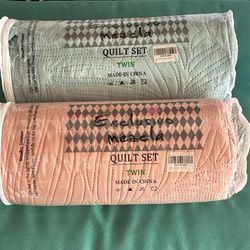 Exclusivo  Mezcla Twin Quilt Sets