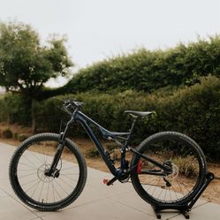 2018 Specialized Stumpjumper Comp Carbon (Size L) – RockShox/Fox Suspension – Shimano SLX/XT