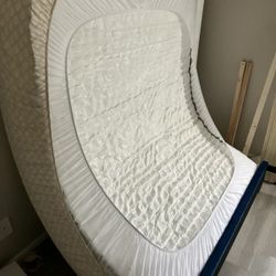 Bed And Headboard W/ Storage Drawers