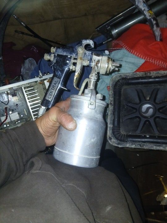 Central one qt paint spray gun
