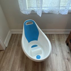 Baby / Toddler Bathtub