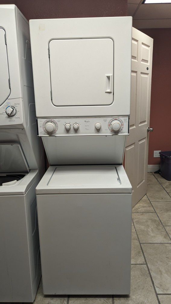 24"Stackable Whirlpool Washer And Dryer 
