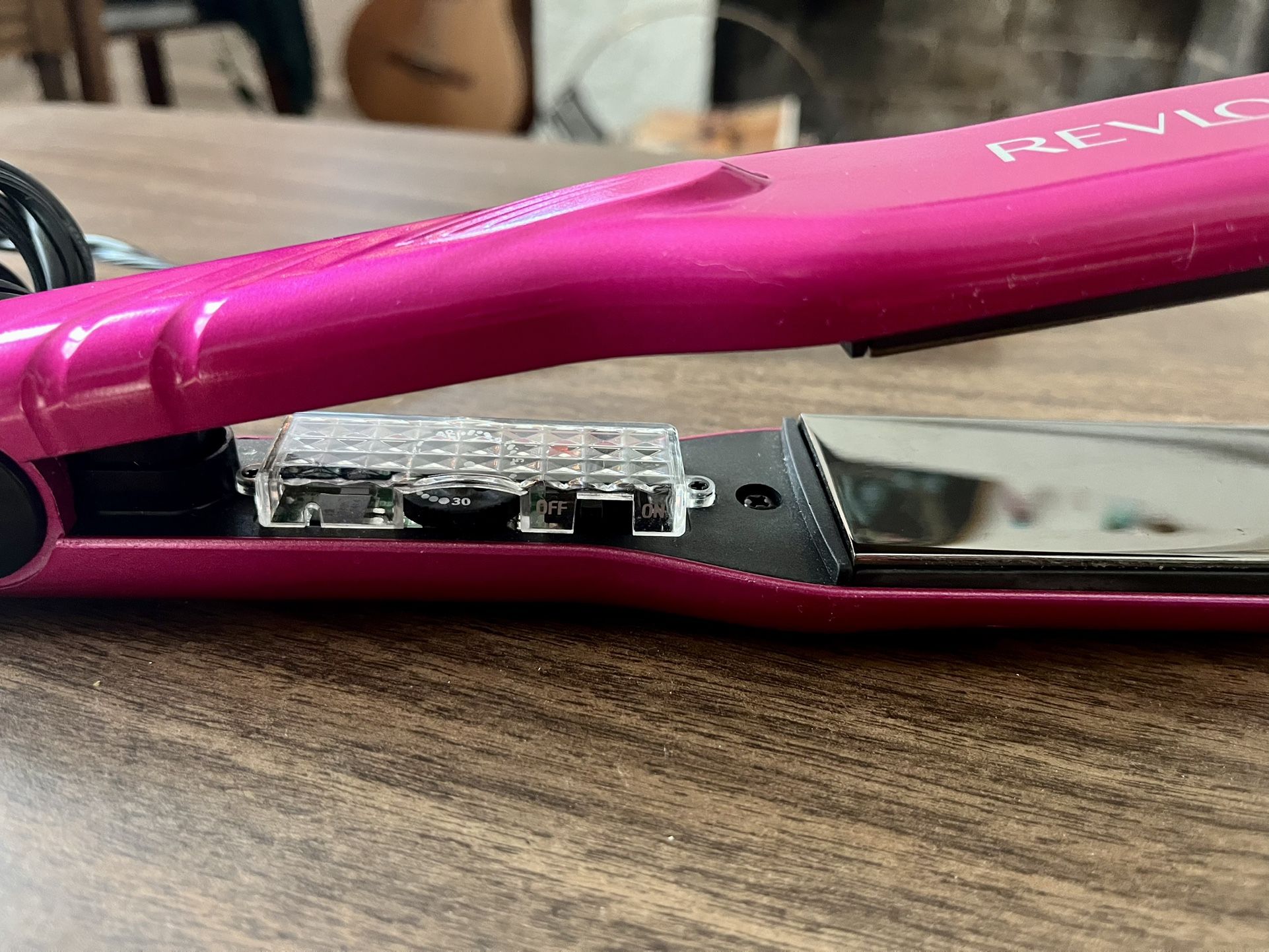 Sleek & Smooth Revlon Hair Straightener – Like New ($20)