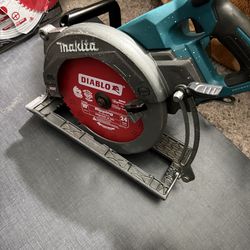 MAKITA XGT 40V max VERY GOOD CONDITION