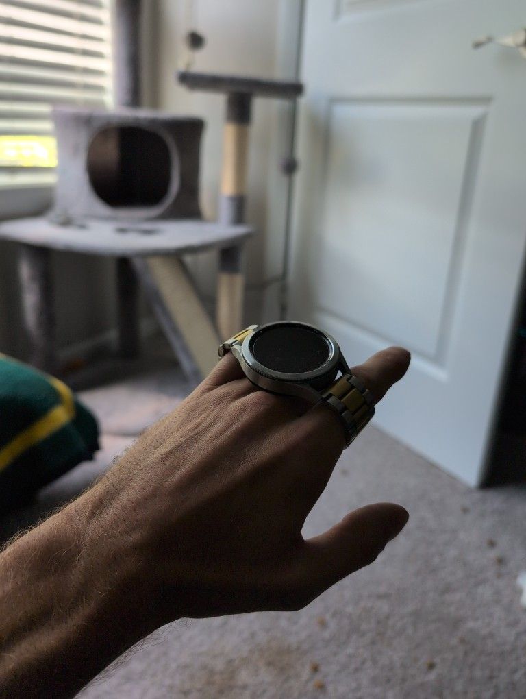 Samsung Galaxy Watch 4 Classic 46mm, Stainless Band, with ECG Heart Monitor and Bluetooth