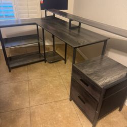 Computer/Gaming Desk