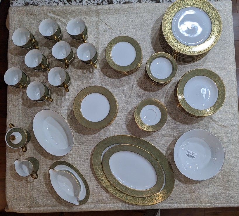 Sango China of Japan Versailles Pattern 3632 Vintage Dinnerware Set (97 piece set)