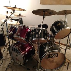 Drum Set Loaded With Cymbals 