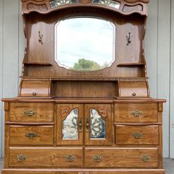 Oak Dresser with mirror