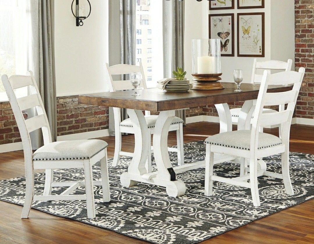 Valebeck White-Brown Dining Room Set