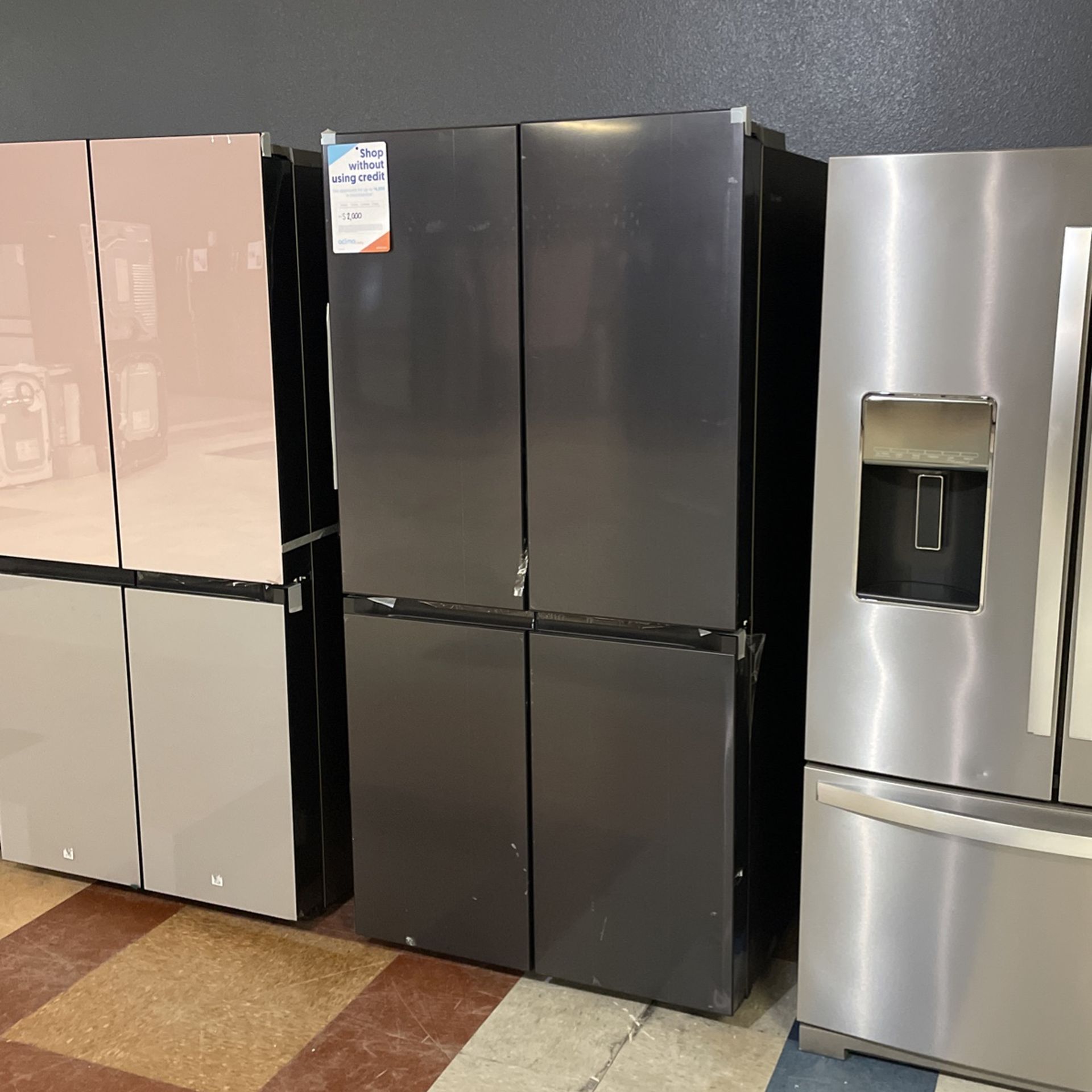 Samsung Four Door Flex Refrigerator With Beverage Center And Ice Maker‼️‼️