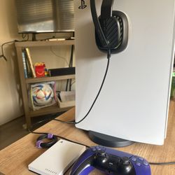PlayStation 5 Digital Console (Bundle) 