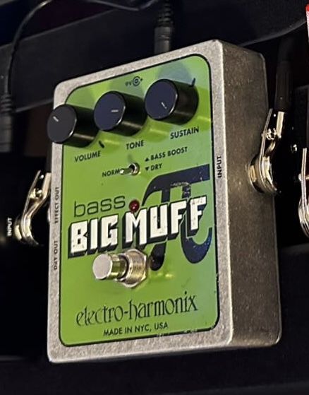 Electro Harmonix Bass Big Muff Fuzz Distortion Pedal