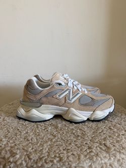 New Balance 9060 Sneakers