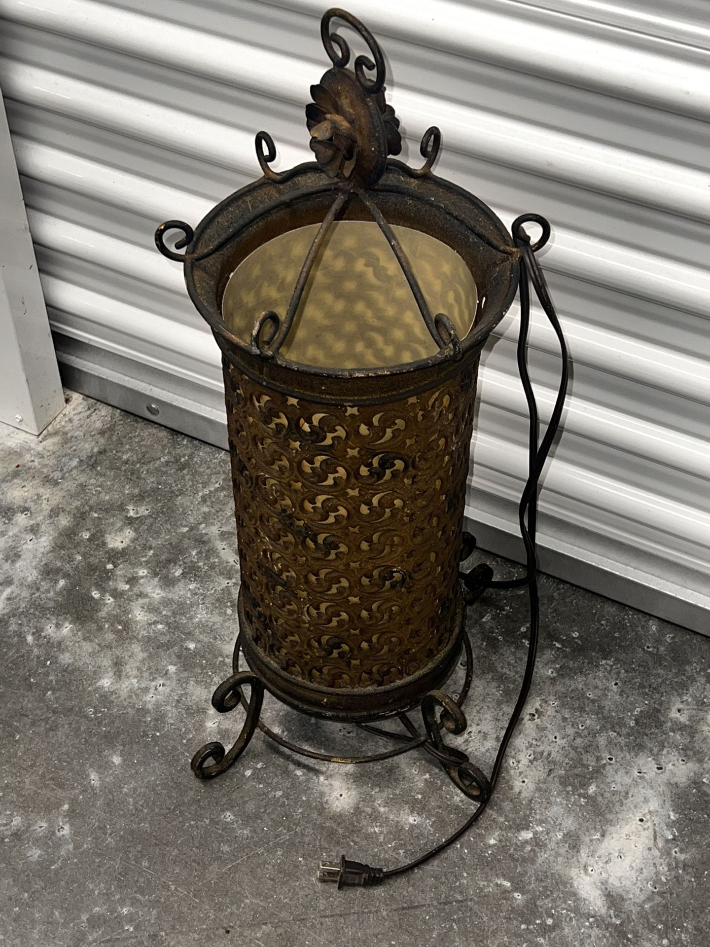 Iron Vintage Lamp