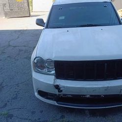 vendo Jeep Grand Charokee SRY