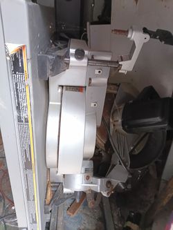 Portable miter saw