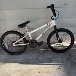 20 Inch Haro BMX Z20 Bike