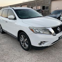 2013 NISSAN PATHFINDER Platinum , 3rd Row Seats 
