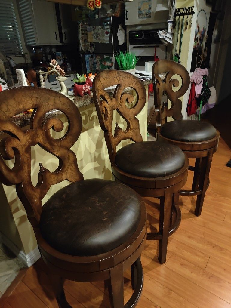 3 Bar Stools Chairs Barstools 30"