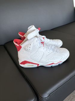 Air Jordan 6 Retro “Red Oreo” White Womens Size 6