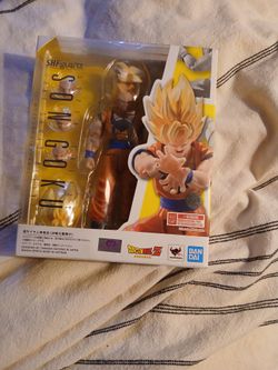 Shfiguarts 2.0 and 4.0 figure